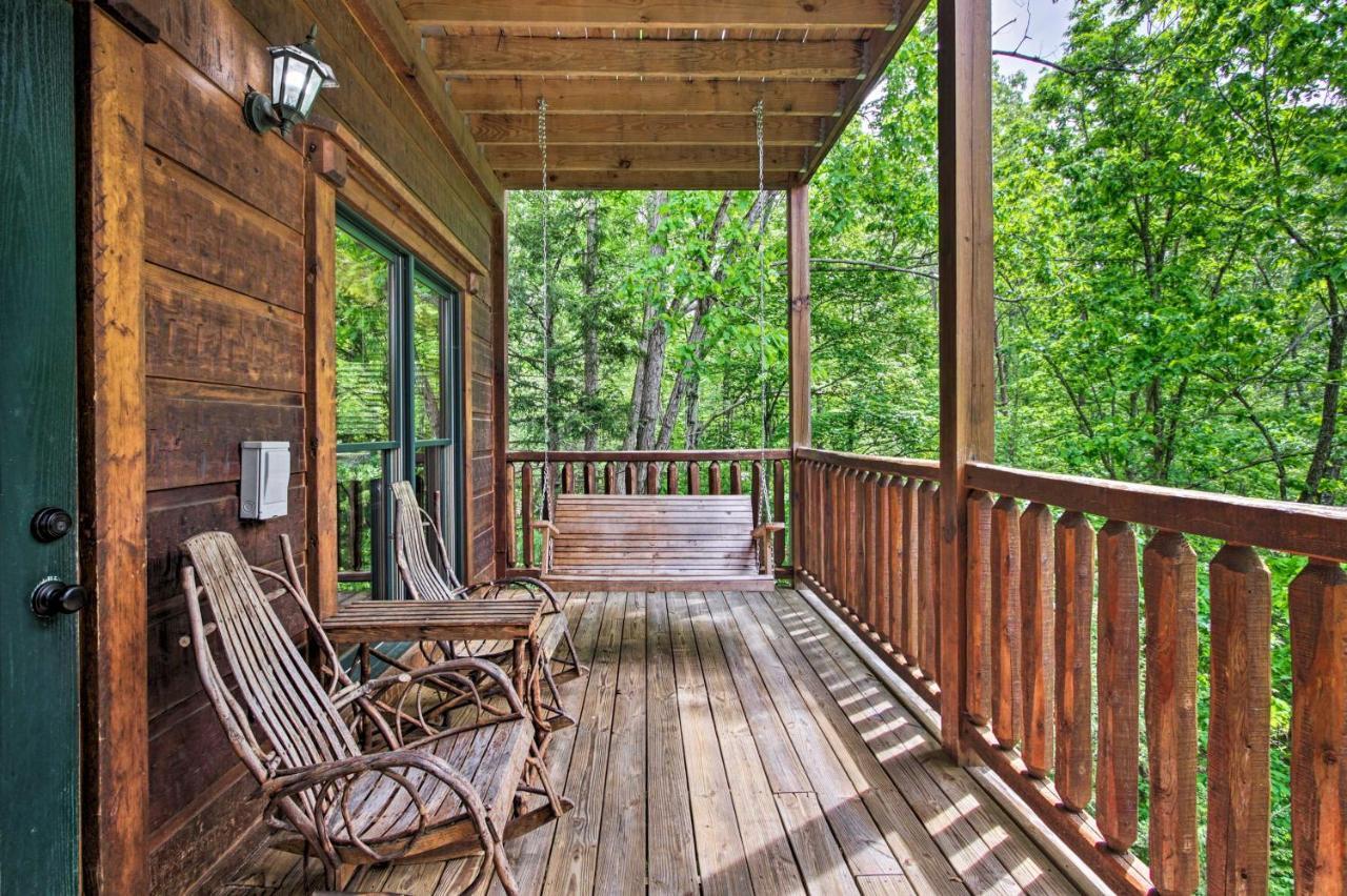 Cabin With Pool Access About 3 Mi To Downtown Gatlinburg Exteriör bild