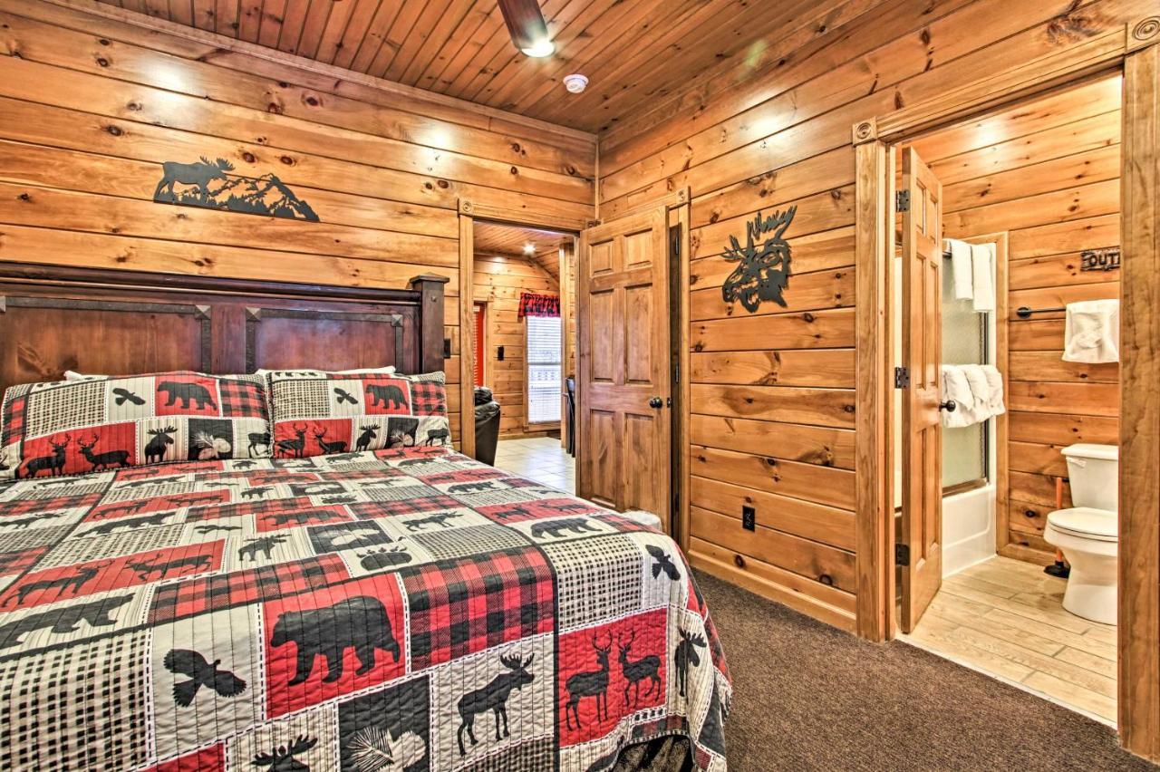 Cabin With Pool Access About 3 Mi To Downtown Gatlinburg Exteriör bild